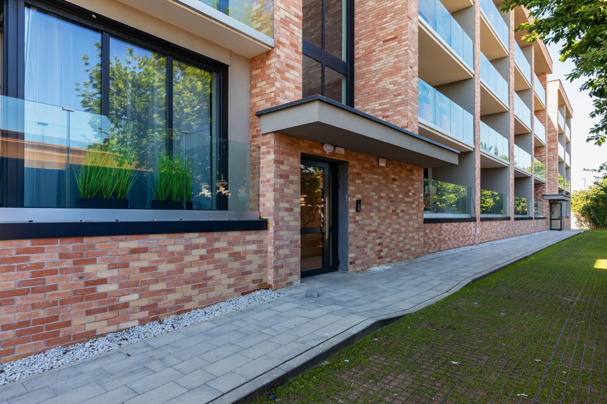 Apartamenty Perlowa Przystan By Noclegi Renters Kolobrzeg Luaran gambar
